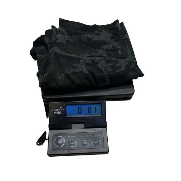 Fabletics On The Go PowerHold High Waisted Tonal Camo Pocket Leggings Women's S - Picture 8 of 8